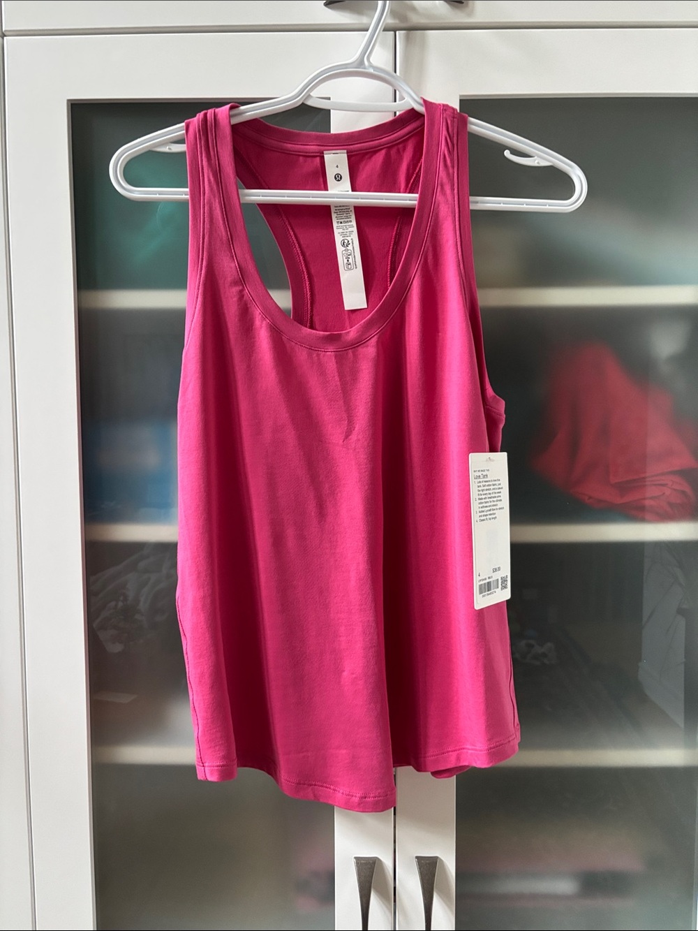 Lululemon Love Tank SZ 4 Raspberry Coulis NWT ❤️❤️❤️